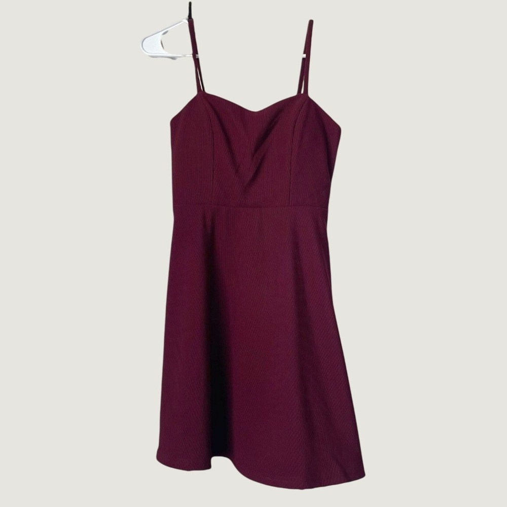 Burgundy Ribbed Sweetheart Fit and Flare Mini Dress with Spaghetti Straps Sz S
